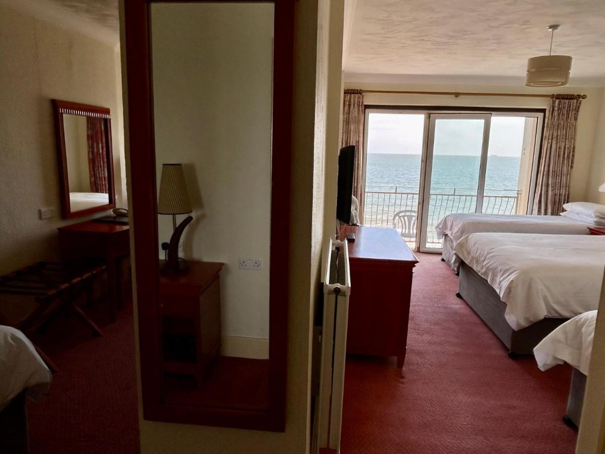 Regent Court - Seafront, Sandown - Free Car Ferry For Bookings Of 3 Or More Nights, Subject To Availability Kültér fotó