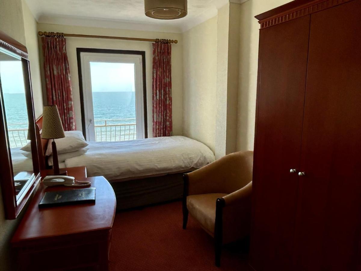 Regent Court - Seafront, Sandown - Free Car Ferry For Bookings Of 3 Or More Nights, Subject To Availability Kültér fotó