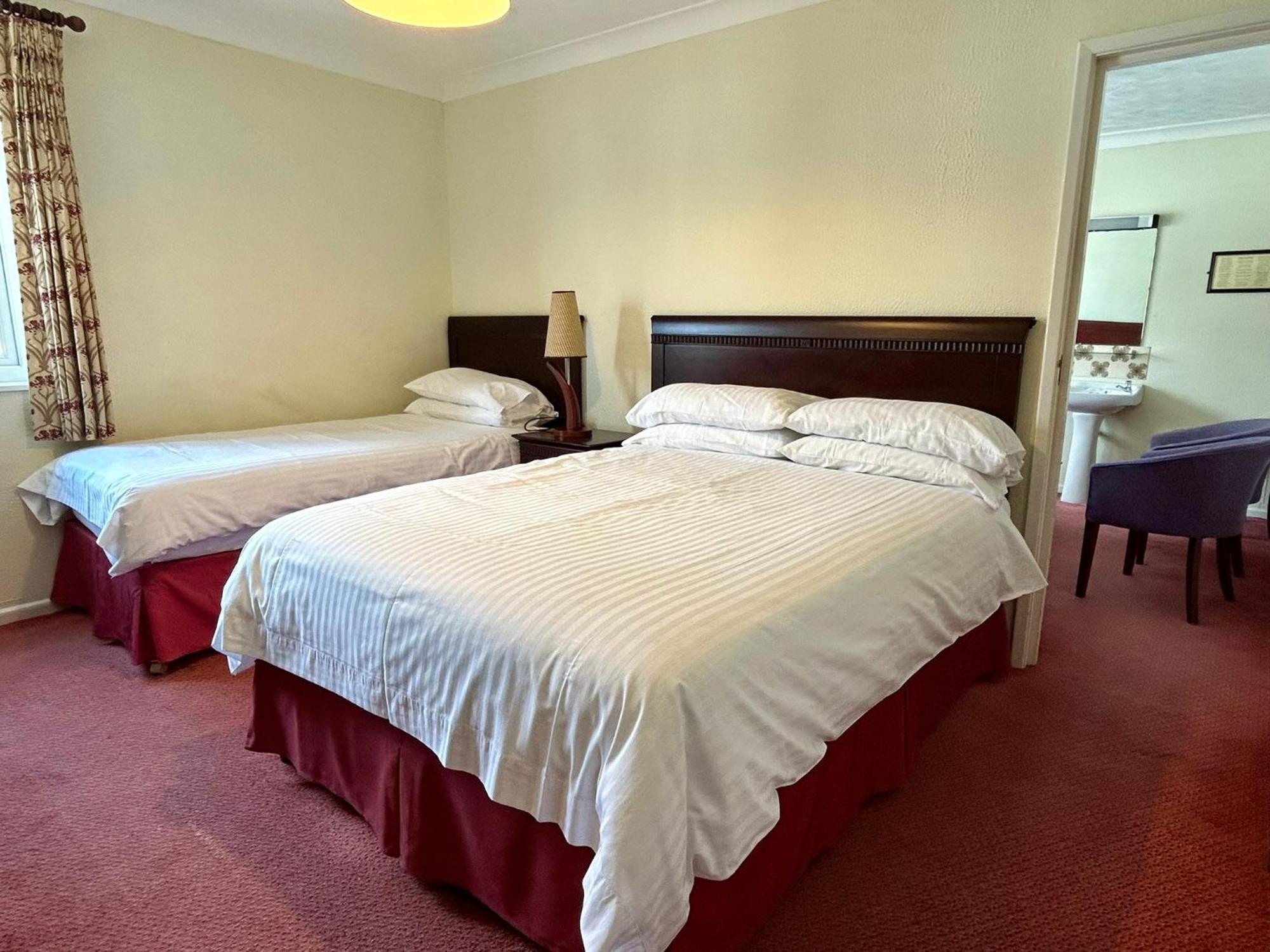 Regent Court - Seafront, Sandown - Free Car Ferry For Bookings Of 3 Or More Nights, Subject To Availability Kültér fotó