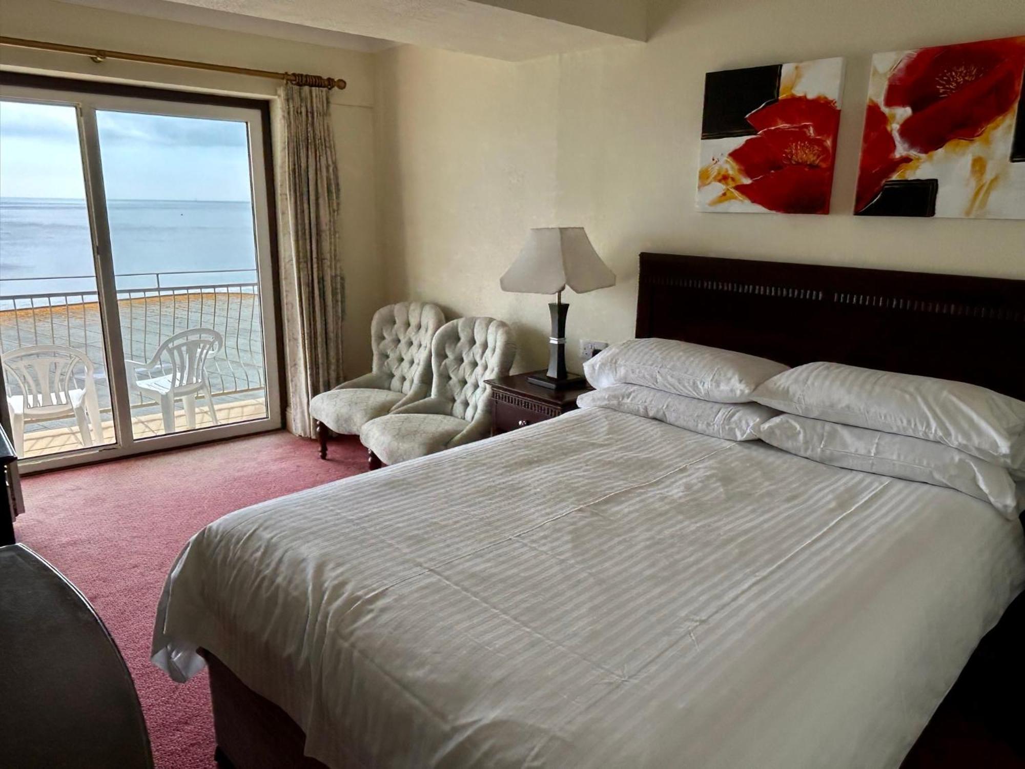 Regent Court - Seafront, Sandown - Free Car Ferry For Bookings Of 3 Or More Nights, Subject To Availability Kültér fotó